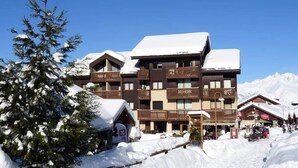 Unclassified image, 3 of 3, button - 2-room Apartment for 6 People in Vallandry in the Resort Center, Close to Shops and Slopes (Landry)