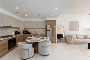 Apartment | 2 bedrooms - Chic 2BR w Sea Views Near Marina JBR (Dubai)