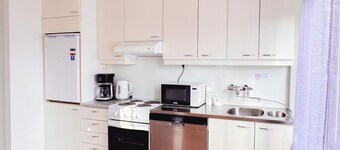 Oulu city center 4-room apartment, Parking