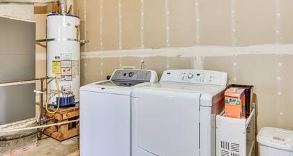 Work Remote: Quiet Home 10 Mi to Dtwn Portland