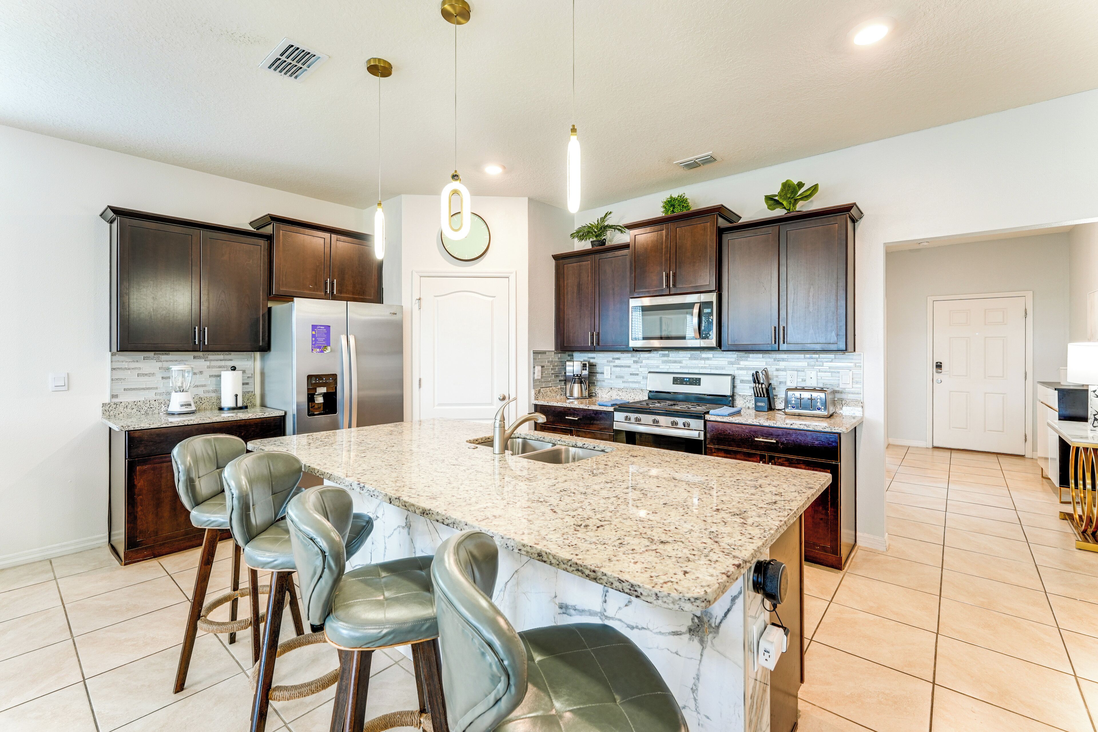 House (Multiple Bedrooms) | Interior