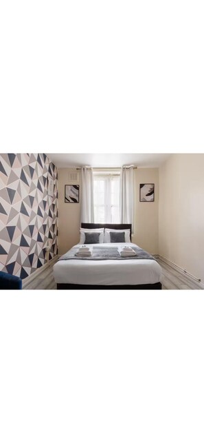 2 chambres, fer et planche Ă repasser, Wi-Fi, draps fournis