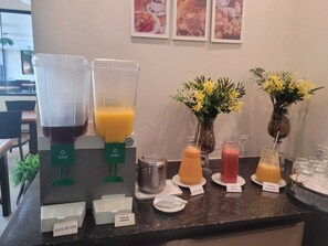 Petit déjeuner continental compris tous les jours