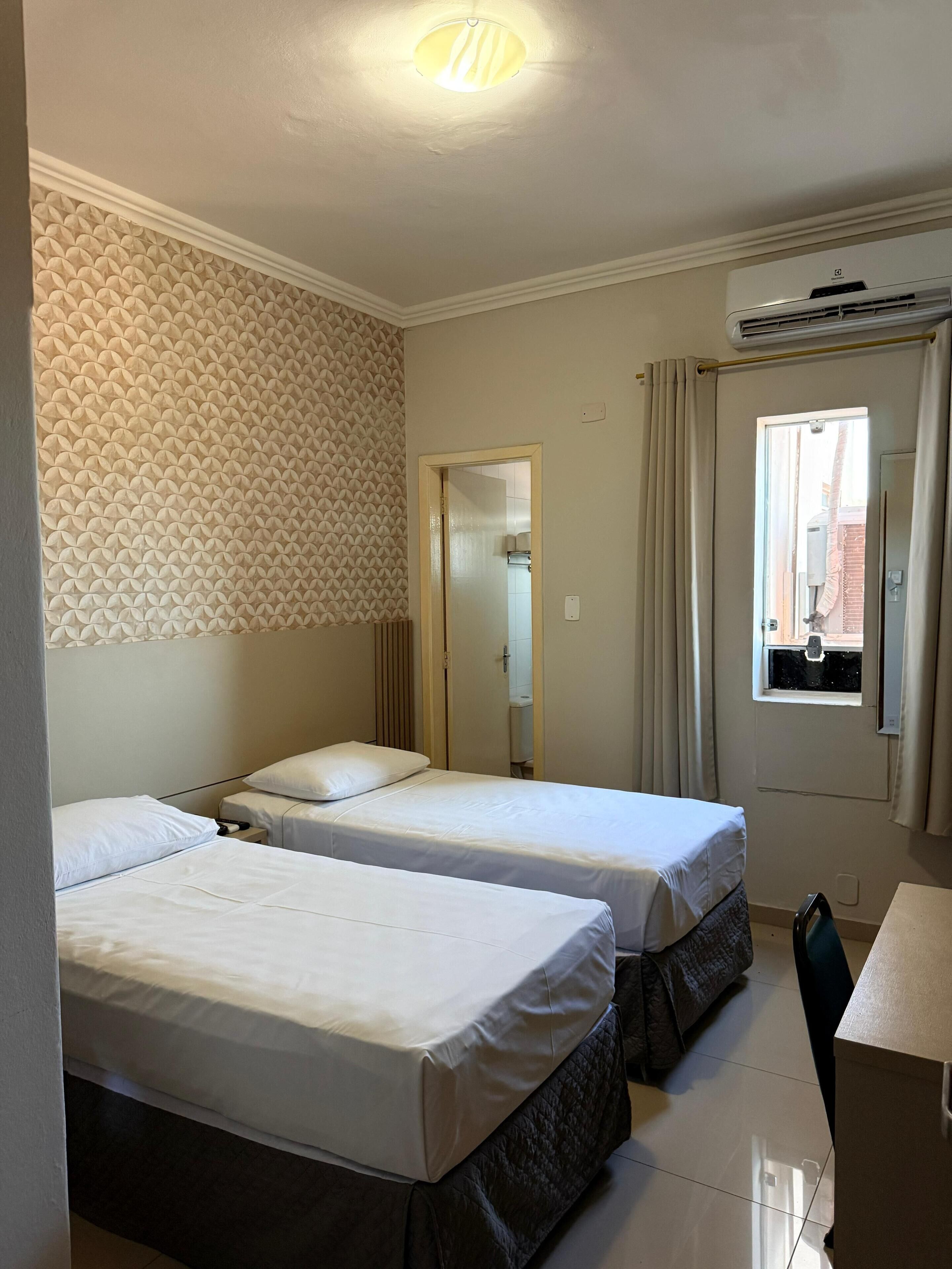 Comfort Twin Room, City View