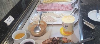 SANTA MONICA PALACE HOTEL