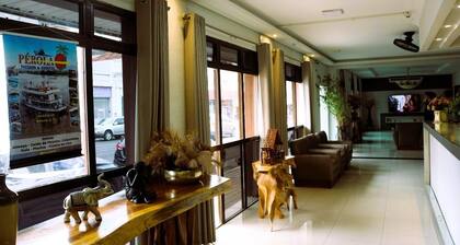 SANTA MONICA PALACE HOTEL