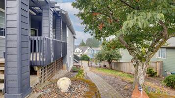 House (1 Bedroom) | Interior