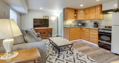 Work & Play! Apt 3 Mi to Dtwn & Salem Hospital