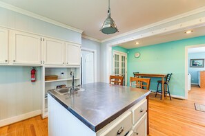 House (4 Bedrooms) | Interior - 1 Mi to Historic District! Family Home in New Bern (New Bern)