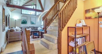 Lake & Trail Access On-site! Fairfax Hideaway