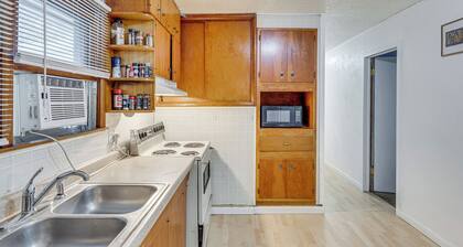 1 Mi to Downtown Bismarck! Residential Duplex