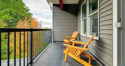 Luxurious 'litfin Loft' - Walk to Main St Akron