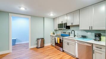 Apartment (0 Bedroom) | Bahagian dalam