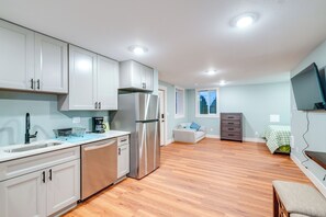 Apartment (0 Bedroom) | Interior