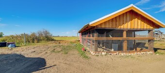 Pet-friendly Farmhouse Suite w/ Patio in Vaughn!