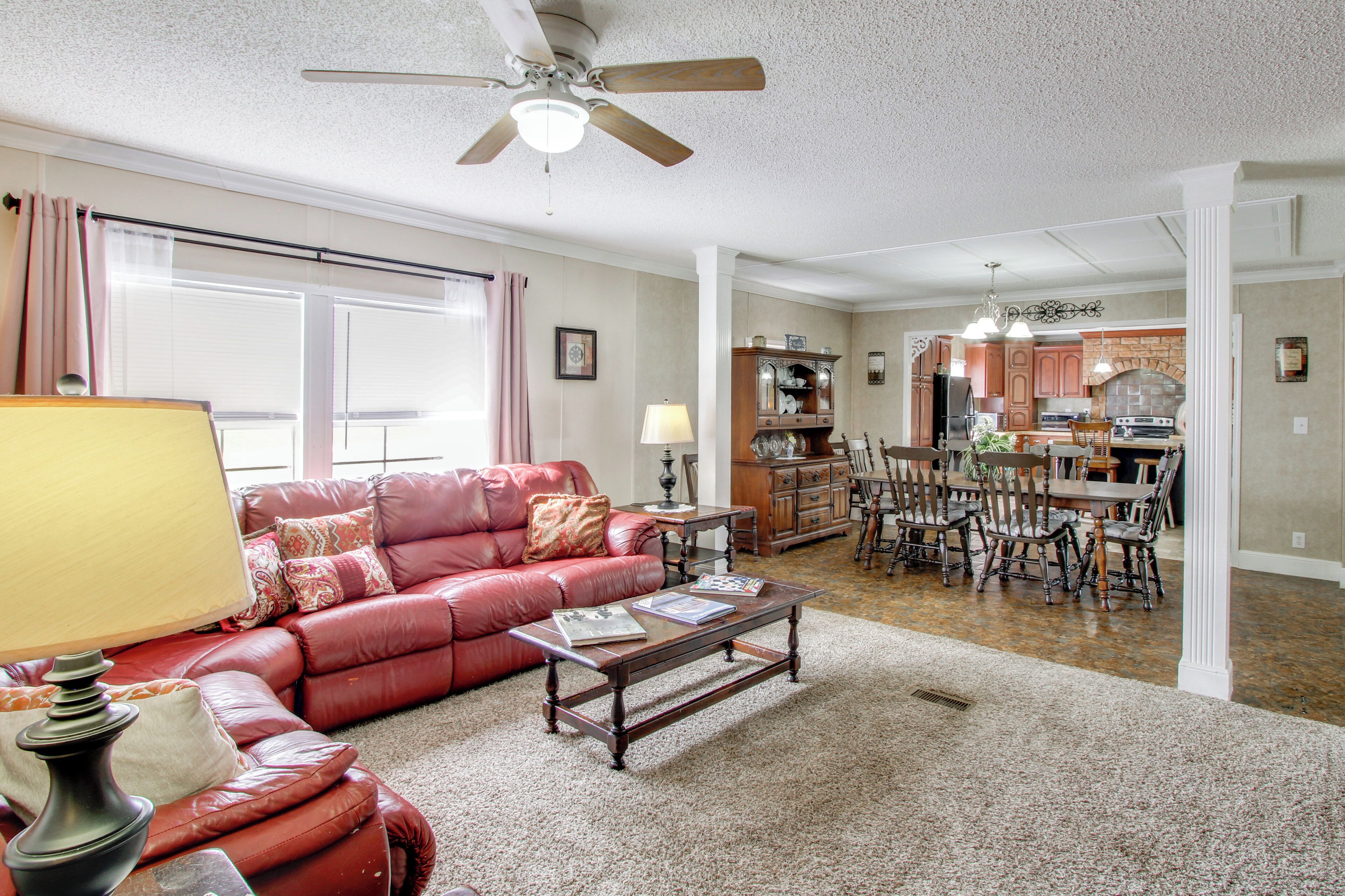 House (3 Bedrooms) | Interior