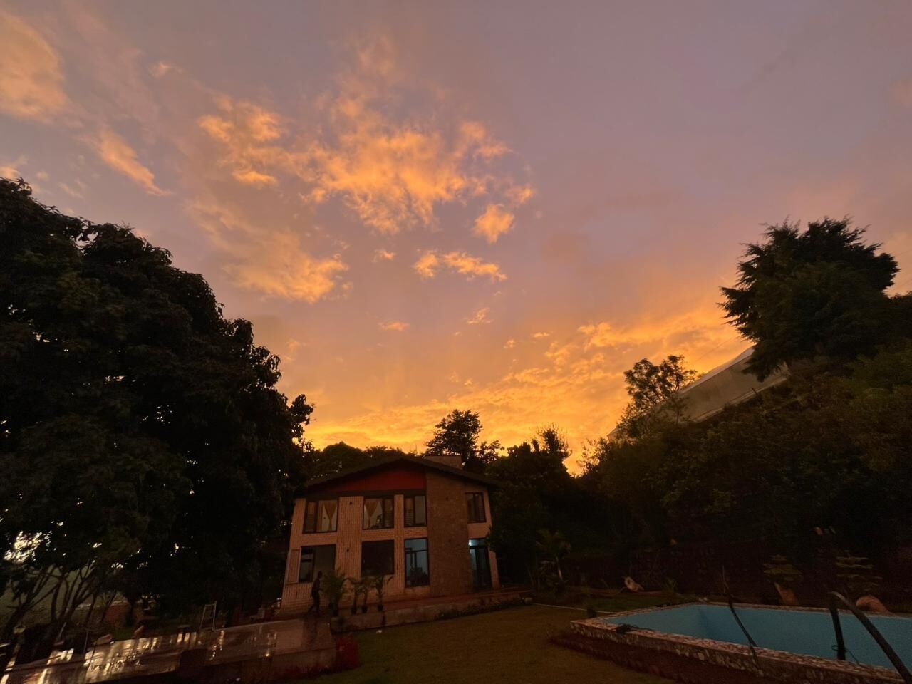 Fachada de la propiedad