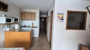 Interior - Holiday Home in Areches Near Ski Slopes (Beaufort)