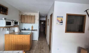 Interior - Holiday Home in Areches Near Ski Slopes (Beaufort)