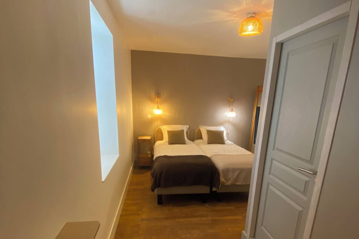 Comfort Double or Twin Room, Park View | Soundproofing, WiFi (free)