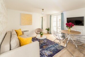 Apartment | Living area - Merveil Family Suite - Louvre - Rivoli (Paris)