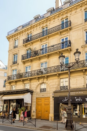 Exterior - Merveil - Luxury Suite - Louvre - Rivoli (Paris)