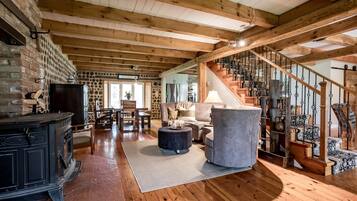 Smart TV, fireplace, video games, books