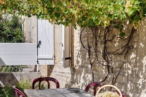 Unclassified image, 2 of 31, button - Country House “Gîte De Scène” with Private Terrace (Chamesson)