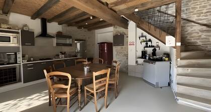 Country House “Gîte De Scène” with Private Terrace