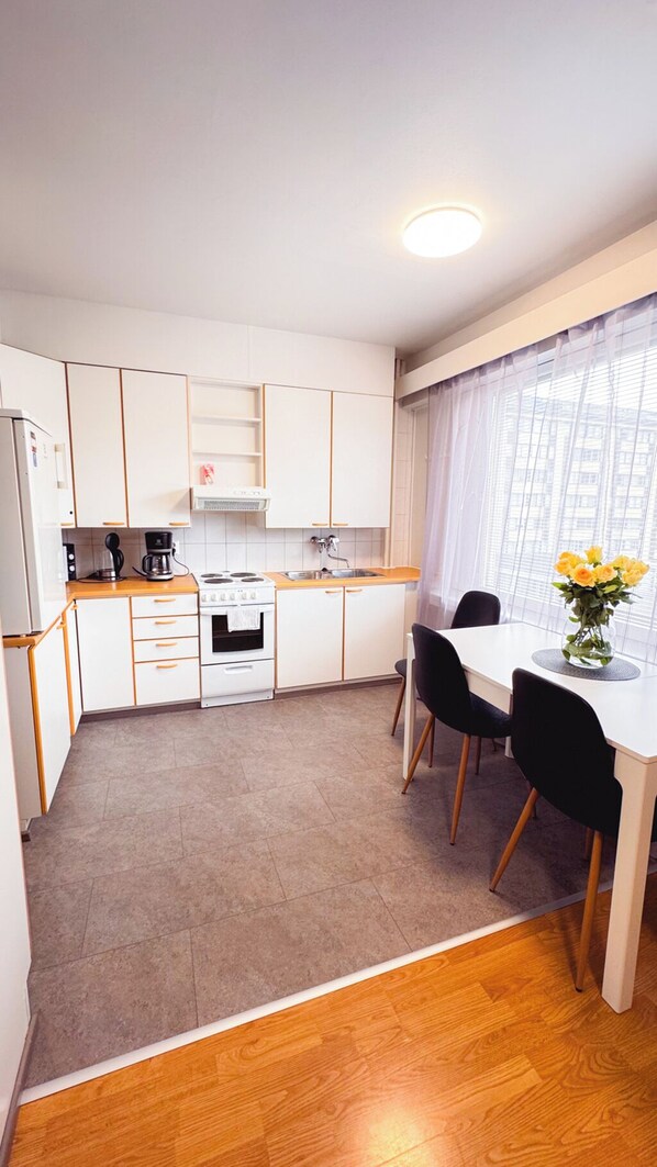 Microwave, oven, stovetop