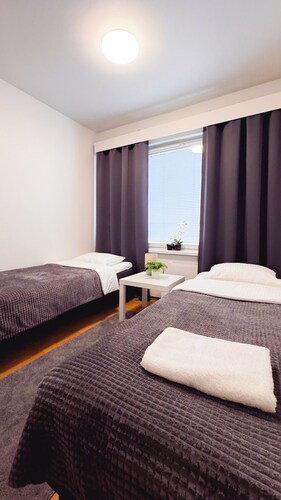 City center 3-room apartment, Parking