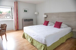 Free WiFi - Hotel de la Poste - Benjamin Linard  (Pouilly-en-Auxois)