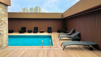 Piscina externa