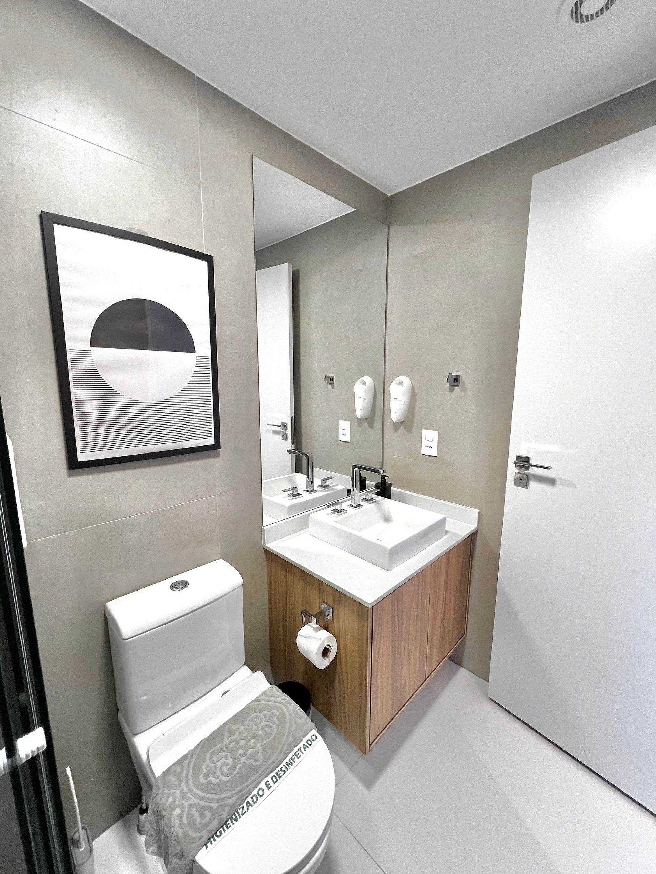 Deluxe Studio | Bathroom | Towels