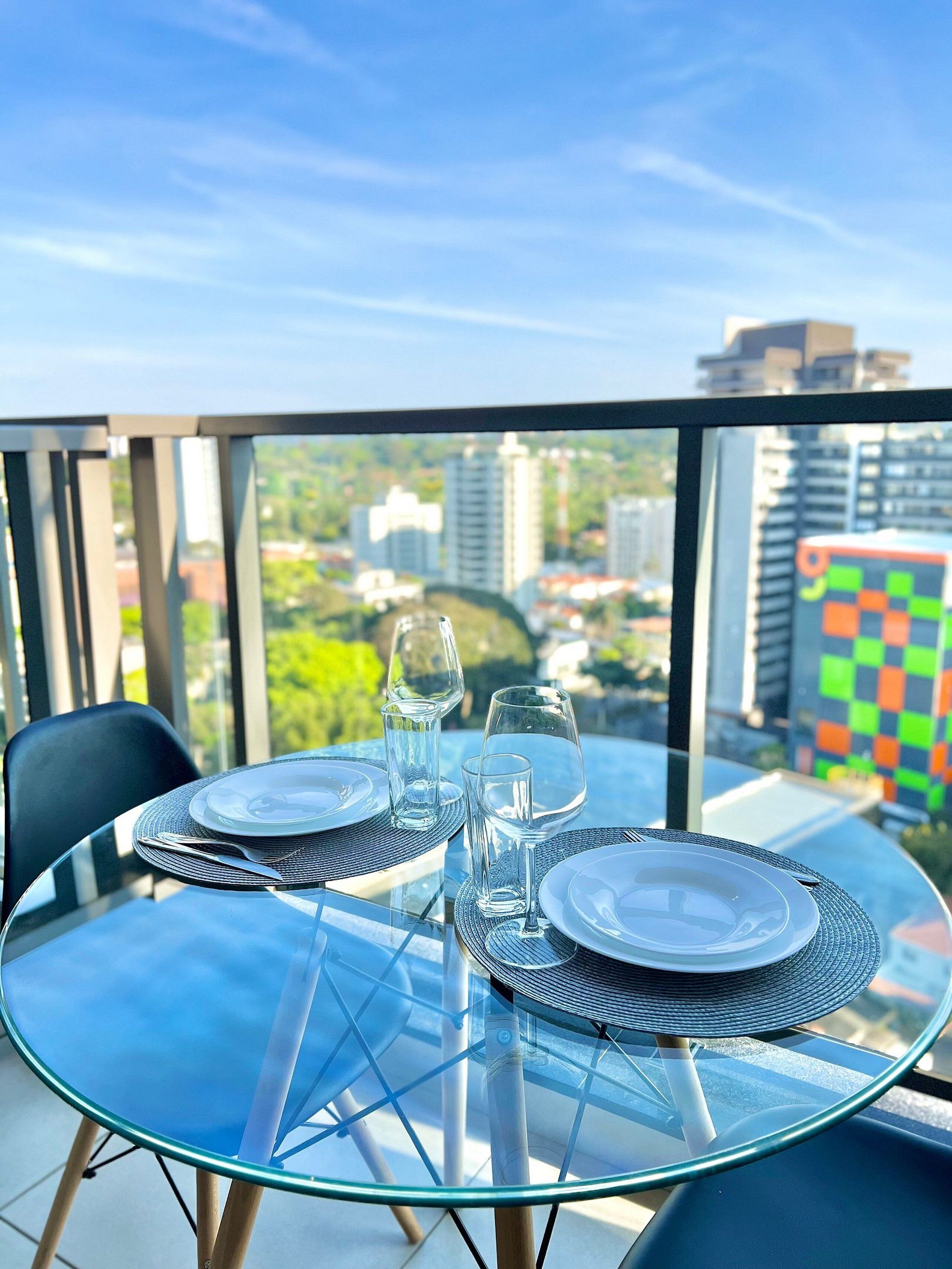 Deluxe Studio | Outdoor dining