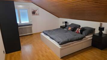 1 Schlafzimmer, Schreibtisch, Bügeleisen/Bügelbrett, WLAN