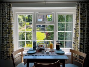 تناول الطعام