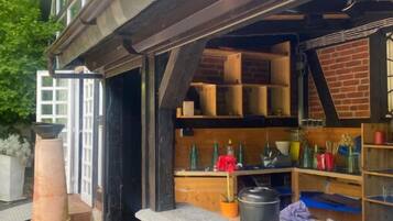 Enceinte de lâhĂ©bergement