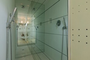 Studio | Bathroom - L'angolo del Libro by Wonderful Italy (Turin)