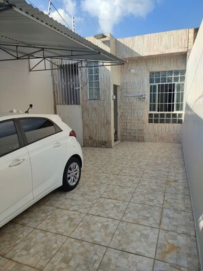 Property grounds - Entire house near Hangar COP30 (3km). Designed for groups and families. (Belém)