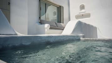 Villa, Mountain View | Private spa tub
