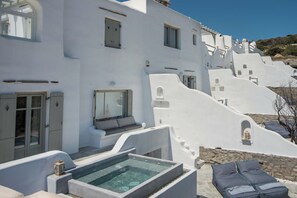 Villa, Mountain View | Private spa tub