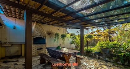 Casa com Área Gourmet em Salvador a 600m da Praia