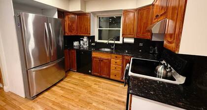 Spacious 4-bedroom 2.5 bath colonial in Hicksville by Seema