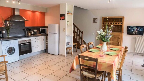 Dining - Cottage in Bacon With Hiking Trails Nearby (Les Monts-Verts)