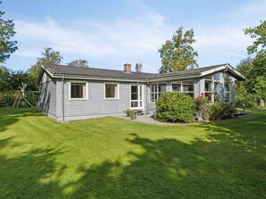 House | Exterior - 5 Star Holiday Home in Storvorde (Storvorde)