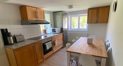 Holiday Home 'Michelles' with Shared Terrace and Wi-Fi