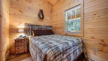 Cabin, 2 Bedrooms | 2 bedrooms, free WiFi