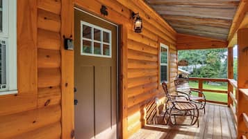 Cabin, 2 Bedrooms | Terrace/patio