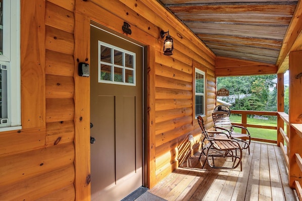 Cabaña, 2 habitaciones | Terraza o patio